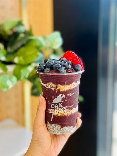 Oakberry Acai Bowls And Smoothie Century City 181 Photos And 85 Reviews 10250 Santa Monica