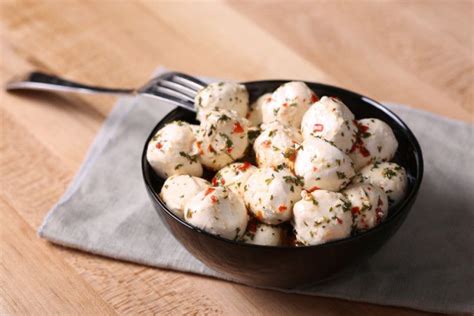 These Marinated Mozzarella Balls Are A Mouthful Of Perfection Cheesy