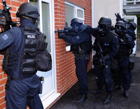 Police Swat House Entry A British Police Swat Team Practice A House