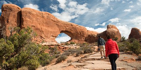 Arches National Park Delicate Arch Trail Hiking Utah Usa Travel