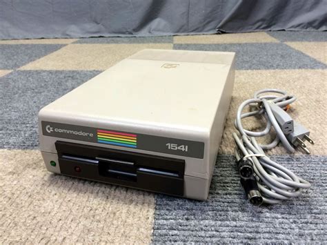 Commodore 64 128 Computer Game System Single Floppy Disk Drive 1541
