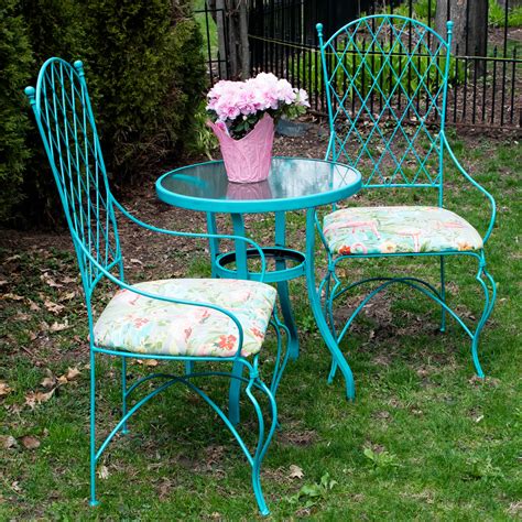Wrought iron mesh topped patio tables. Vintage Wrought Iron Table and Chairs Update - Project by ...