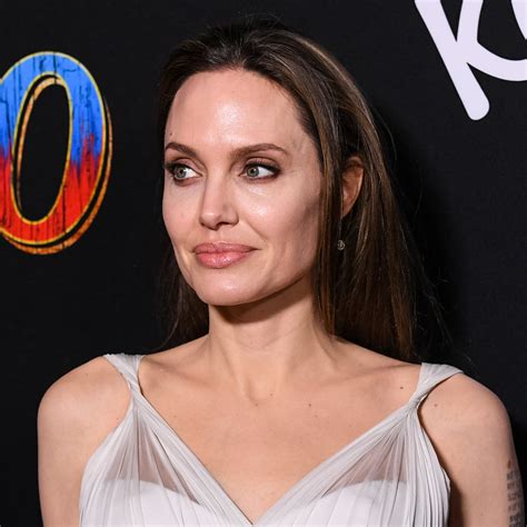 Angelina Jolies Instagram Twitter And Facebook On Idcrawl