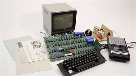Working Apple 1 Computer Sells For Record Auction Price Of