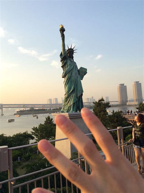 Mini Statue Of Liberty Japan Travel Statue Of Liberty