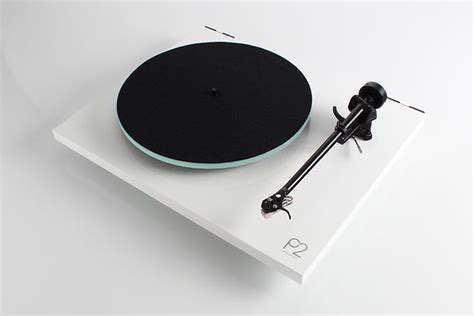 Rega Planar 2 The Ear Vinyle Tourne Disque Audiophile