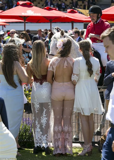 Oaks Day 2016 Ladies Day Crowds At Flemington As Thousands Soak Up The