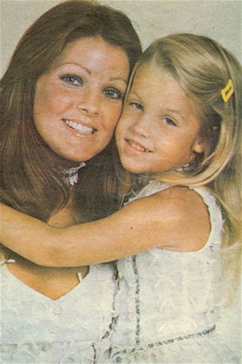 Priscilla And Her Lovely Girl Priscilla Presley And Lisa Marie Presley Photo 24667684 Fanpop