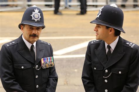 Metropolitan Police Service England Policemen In Formal Uniform