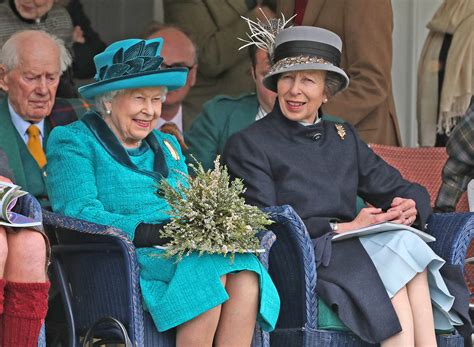 1. Queen Elizabeth's Dog's Unwavering Loyalty