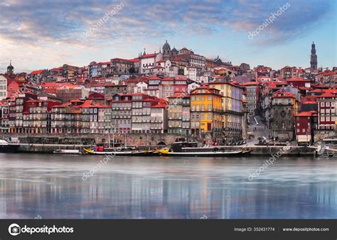 Cityscape Porto Oporto Old Town Portugal Valley Douro River Panorama