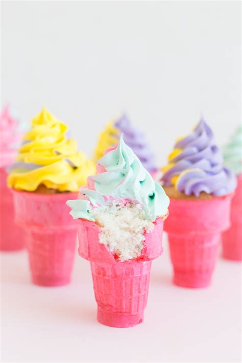 Learning how to make homemade ice cream allows you to make great treats and provides family fun in creating special family flavors. How To Make Ice Cream Cone Cupcakes - Studio DIY
