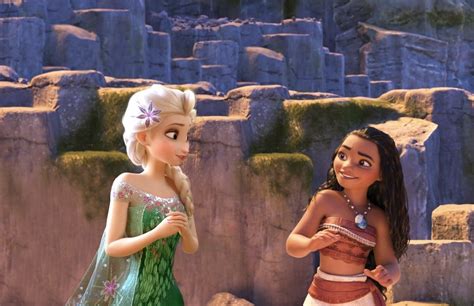 Constable Frozen Moana Elsa