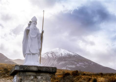 The Ultimate Guide To Hiking Croagh Patrick Irelands Most Famous