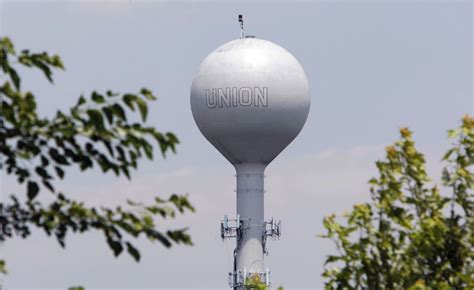 Meet The Texas Man Who Loves This Nj Water Tower So Much He Built A