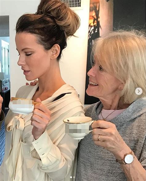 Kate Beckinsale Wishes Her Mum Judy Loe A Happy Mothers Day Express