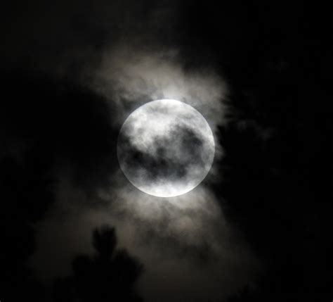 Clouds Moving Over The Full Moon 918