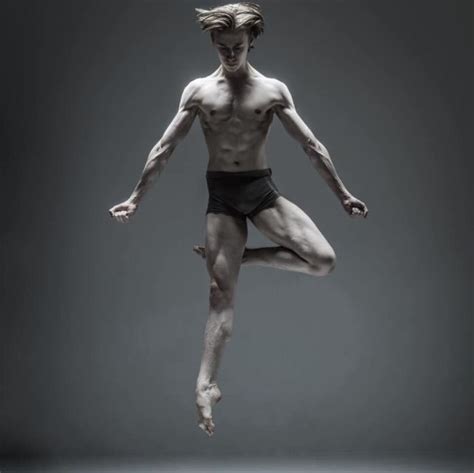 Pin By Scott Taga On Male Ballet Dancers Male Ballet Dancers Royal