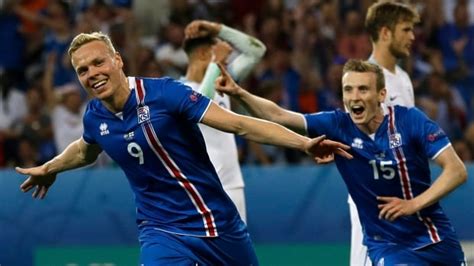 Euro 2016 Iceland Shocks England Advances To Quarter Finals Cbc Sports