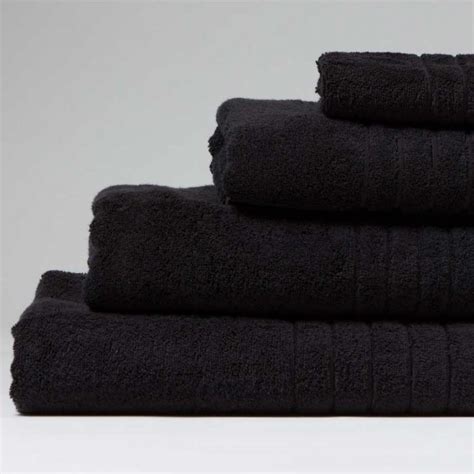 Luxurious 650gsm Super Soft Bath Towel In Black London Blankets