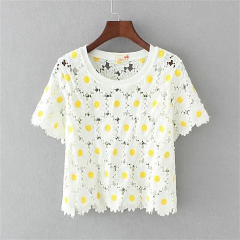 2019 New Summer Women Daisy Flowers Short Sleeves T Shirt Hollow Out