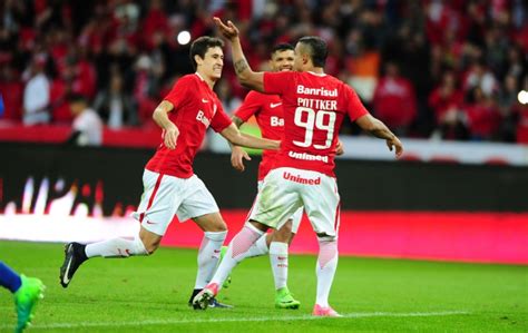 Check out our official squad list for the 2020/21 season. Em jogo de quatro pênaltis, Inter vence 1ª no Beira-Rio ...