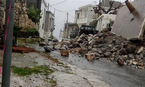 Temperatur, schnee, regen, wind, luftfeuchtigkeit, wetterwarnungen, etc Das Unwetter in Ostkreta: Makrygialos unter Wasser ...