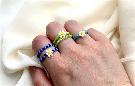 Daisy Flower Seed Glass Beads Rings Beaded Rings Beaded Jewelry Beaded Necklace Diy