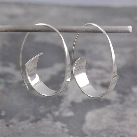 Tous straight hoop earrings in sterling silver with 5.5 mm bears. Curl Sterling Silver Ribbon Hoop Earrings By Otis Jaxon ...