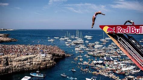 Red Bull Cliff Diving A Polignano Raddoppia Lo Show Dei Tuffi Gare Il 22 E 26 Settembre La