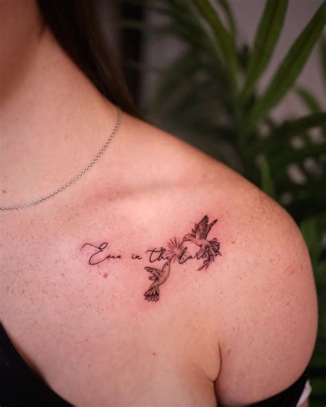 23 Iconic Collarbone Tattoos Small Tattoos And Ideas