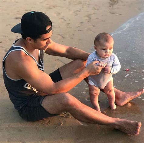 Carlos PenaVega With Her Son Ocean King Attori