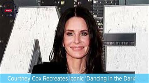 Courtney Cox Recreates Iconic Dancing In The Dark Moment With Bruce Springsteen Youtube