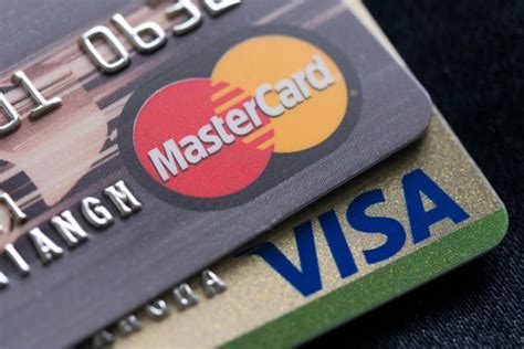 What is the difference between visa and mastercard, visa and mastercard; MasterCard vs. Visa: Which Is Better?