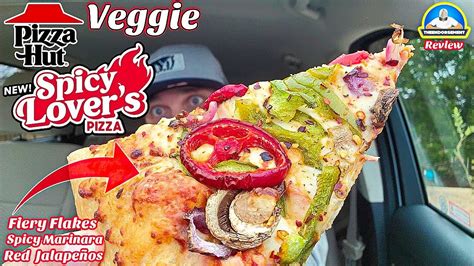 Pizza Hut® Spicy Lovers Veggie Pizza Review 🌶️🍄🧅🍕 Theendorsement 🔥