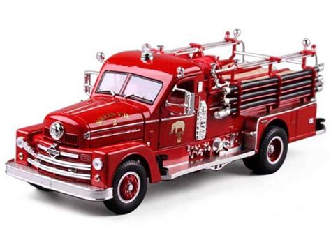 124 Scale Red Signature Diecast 1958 Fire Engine Truck Model Nt01t467