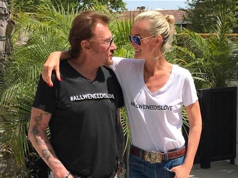 Comment draguer site de rencontre. Quand Johnny Hallyday disait de Laeticia : "Tu vois cette ...