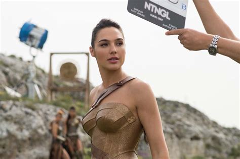 New Action Packed Wonder Woman Trailer And Promo With More Photos From The Film — Geektyrant