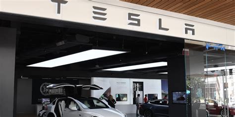 Tesla Is Now The Second Most Valuable Car Maker In The World Look Out
