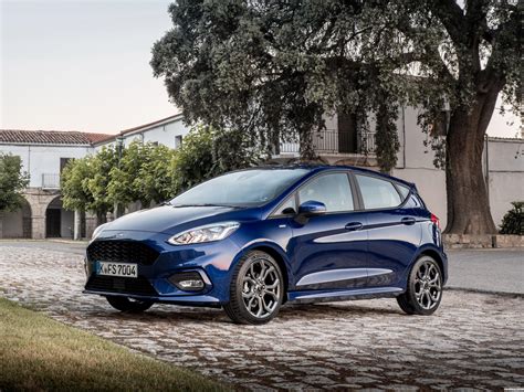 Love the ford® fiesta car? Fotos de Ford Fiesta ST Line 5 puertas 2017 | Foto 20