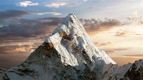 Mount Everest: Helfer befreien Berg von 3 Tonnen Müll - watson
