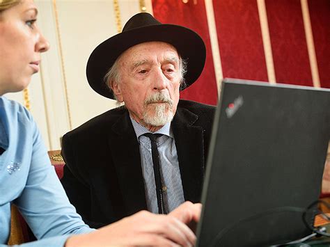 Ö wird wieder um ein stück kultur ärmer. Chat mit ZeitzeugInnen - DemokratieWEBstatt.at