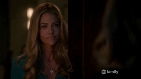 Denise Richards Tag Primo