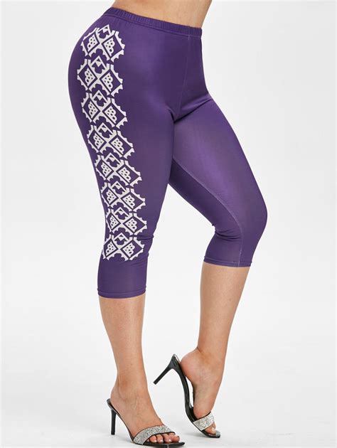 Off Geometric Print High Waisted Plus Size Capri Leggings In Purple Dresslily