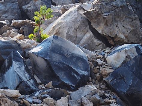 Where To Find Obsidian Top Locations In The Us Just Rockhounding