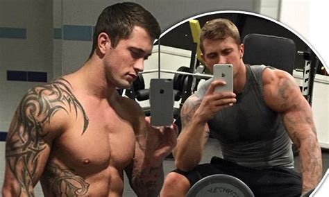 Shirtless Dan Osborne Shows Off His Ripped Physique Daily Mail Online