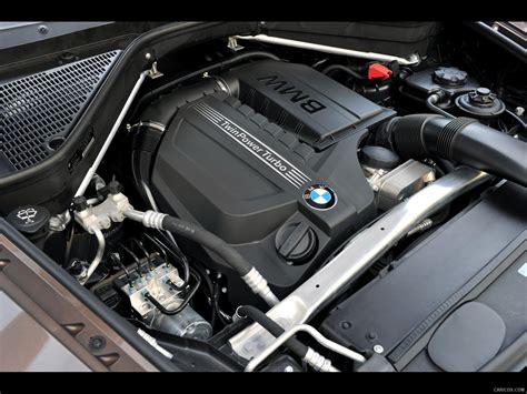 A 135i, 5 series, 6 series, 7 series, m series, x5m or a x6m are fast but anything else are not as fast. 2011 BMW X5 xDrive35i - Engine | Wallpaper #192