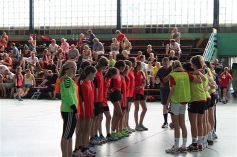 Hansering 20 06108 halle (saale) 0345 515030. VR Bank Cup für Handballmädels | TV-Engers Handball