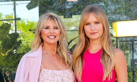Christie Brinkley And Her Daughter Sailor Look So Alike During Sweet