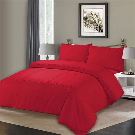 6 Pcs Dyed Pleated Red Bed Sheet Set With Quilt Pillow And Cushions